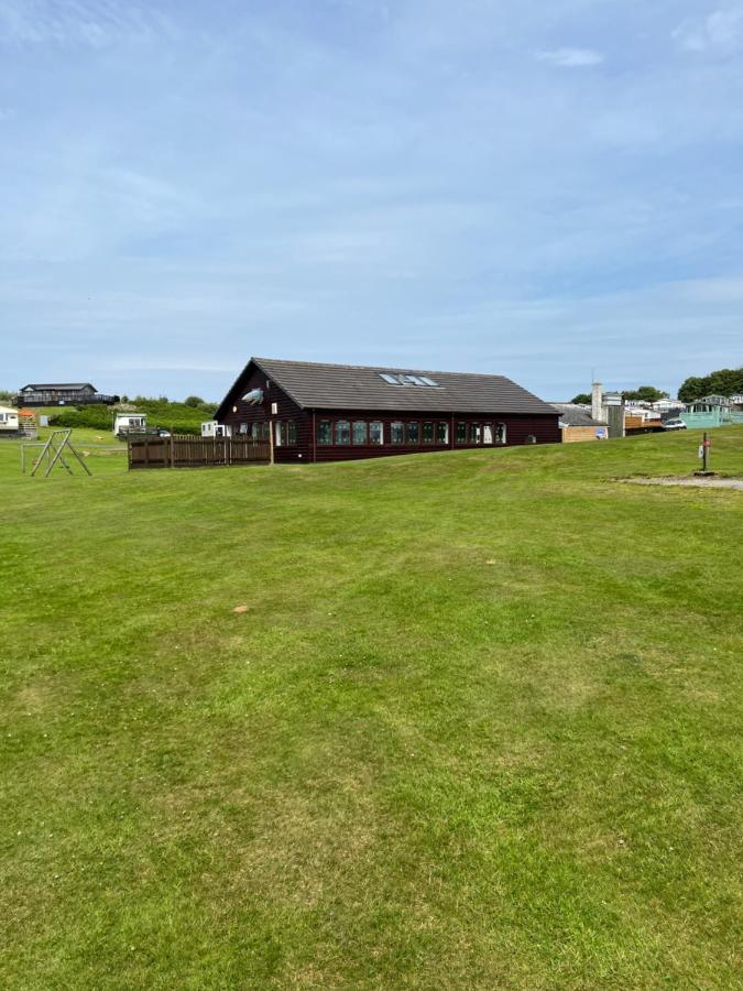Jungle House No.26 At Three Lochs Holiday Park Newton Stewart Exterior photo