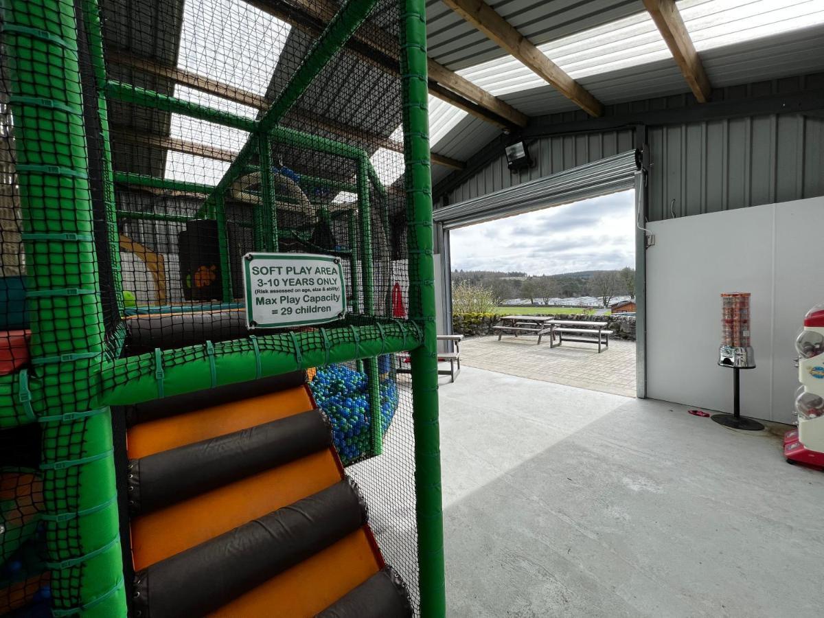 Jungle House No.26 At Three Lochs Holiday Park Newton Stewart Exterior photo