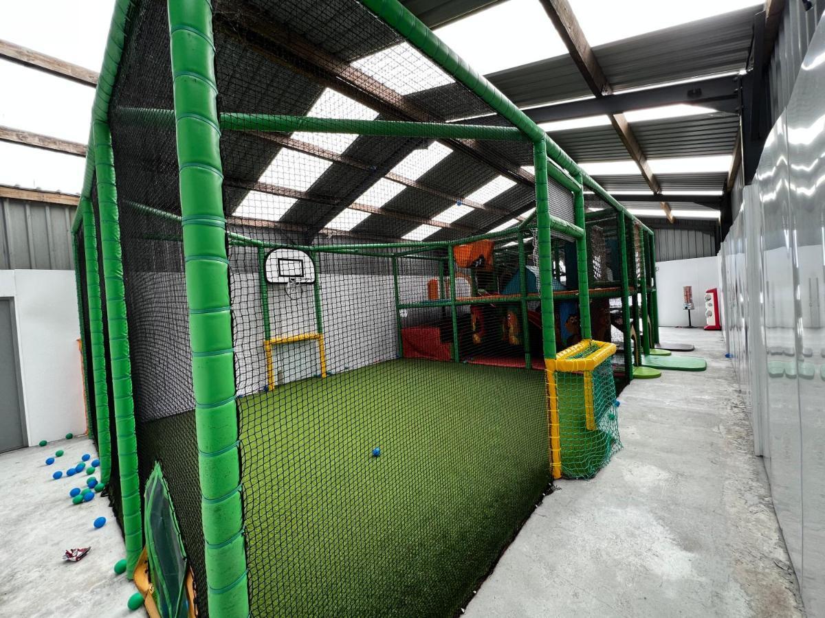 Jungle House No.26 At Three Lochs Holiday Park Newton Stewart Exterior photo