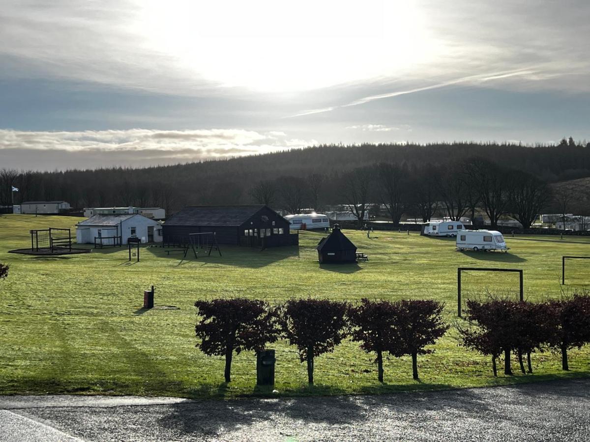 Jungle House No.26 At Three Lochs Holiday Park Newton Stewart Exterior photo
