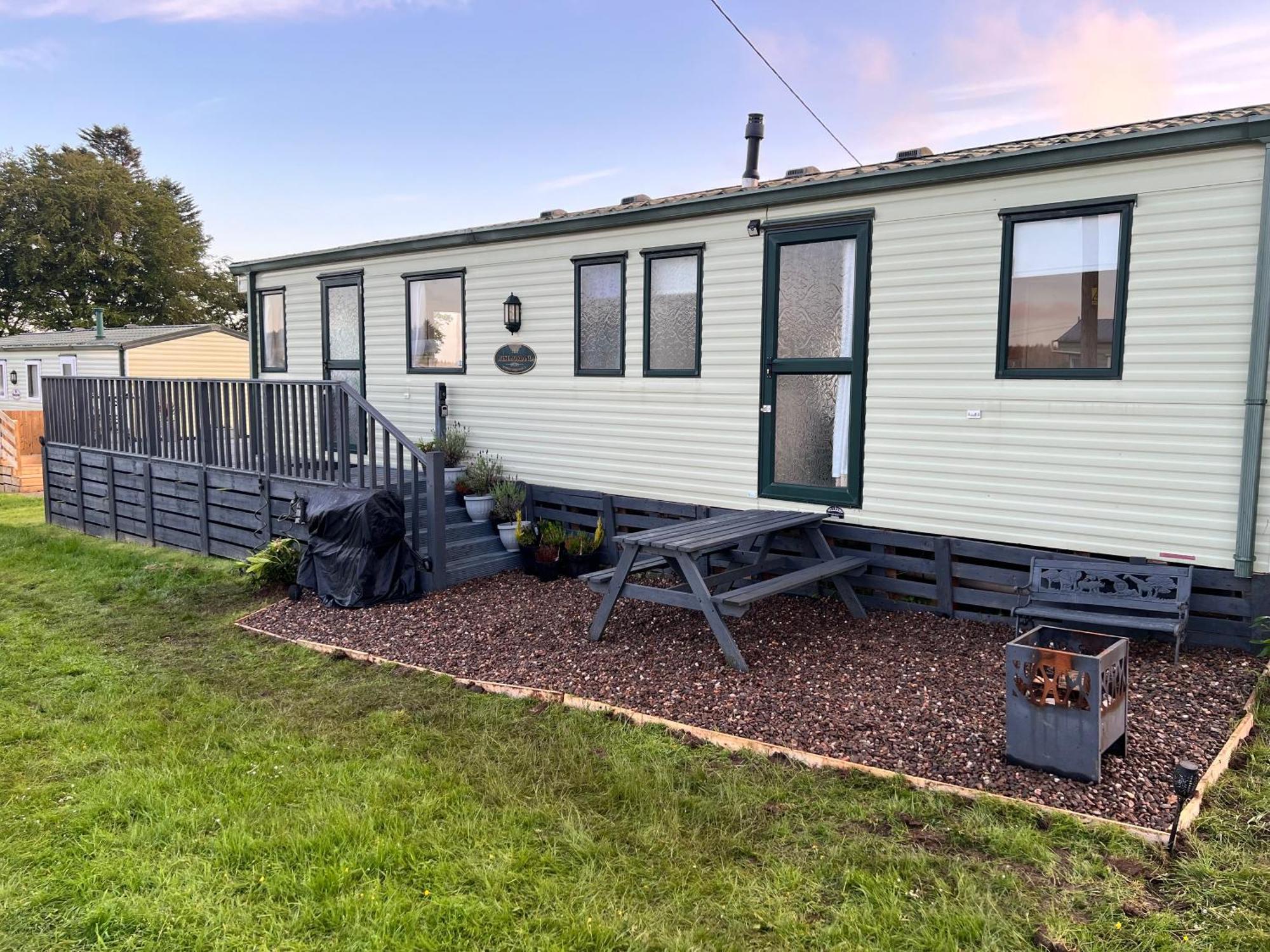 Jungle House No.26 At Three Lochs Holiday Park Newton Stewart Exterior photo